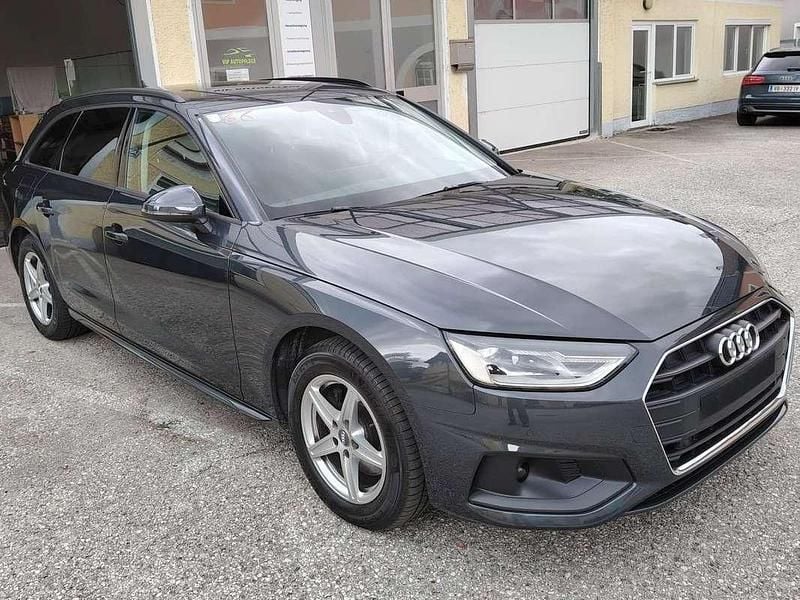 Gebraucht Audi A4 163 PS (119 kW) 2020 Schwarz Kombi