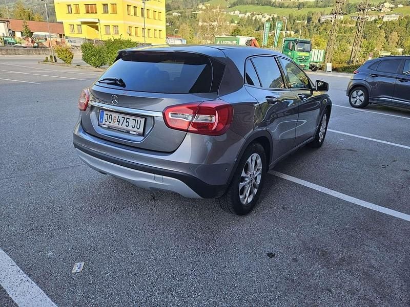 Gebraucht Mercedes GLA200 136 PS (100 kW) 2014 SUV