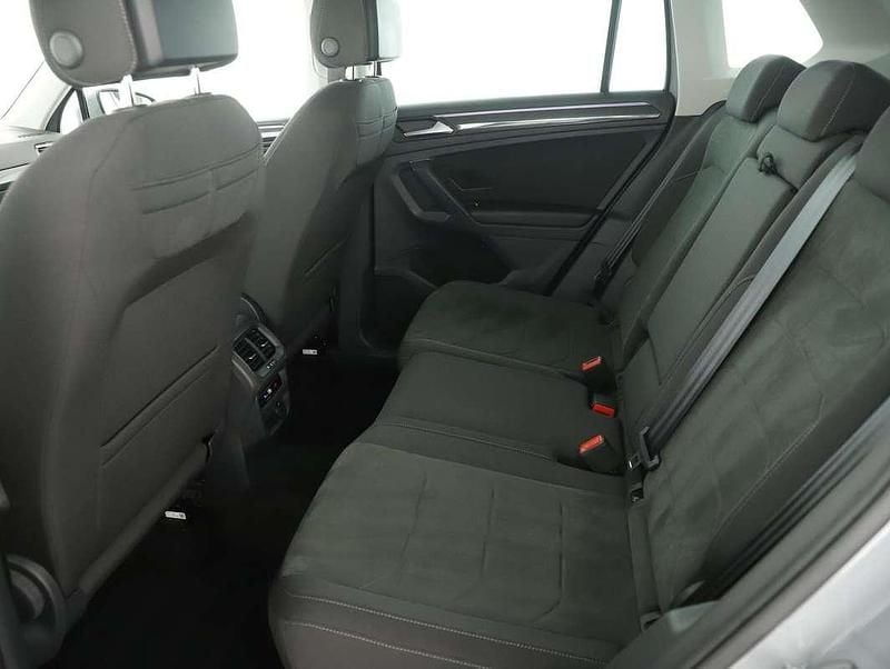 Gebraucht VW Tiguan Elegance 150 PS (110 kW) 2022 Grau SUV