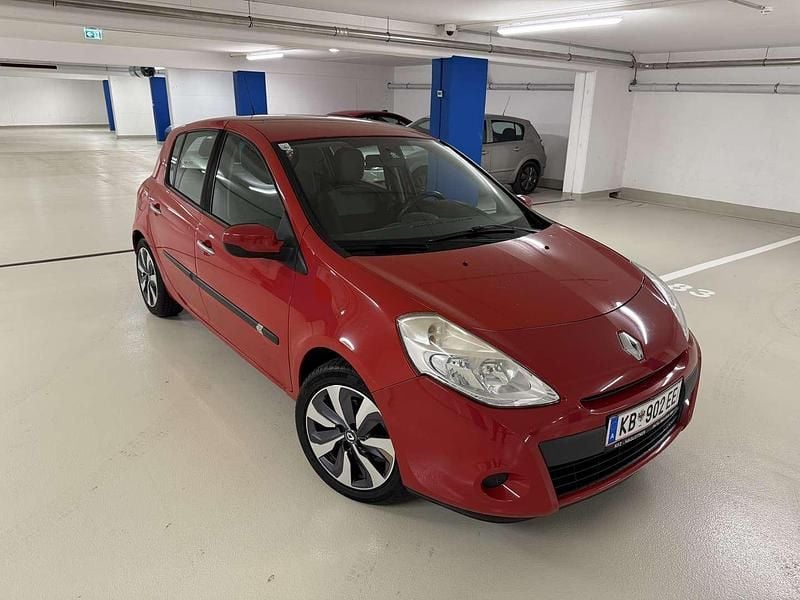 Gebraucht Renault Clio II 75 PS (55 kW) 2009 Rot Limousine