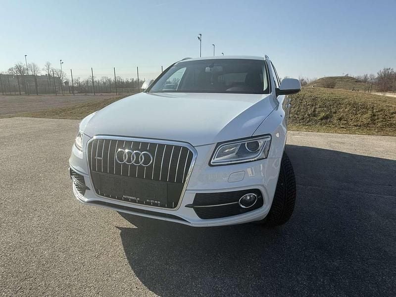 Weiß Gebraucht 2016 Audi Q5 SUV | € 23.400 (Fairer Preis) - Bild 1/4