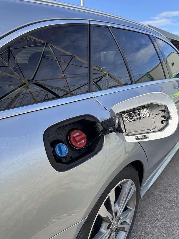 Gebraucht Mercedes C250 AMG line 204 PS (150 kW) 2014 Kombi