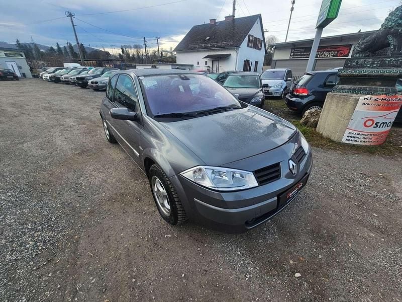 Gebraucht Renault Mégane II Dynamique 120 PS (88 kW) 2004 Grau Limousine