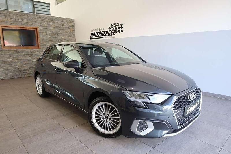 Grau Gebraucht 2022 Audi A3 Advanced Kombi | € 24.490 (Guter Preis) - Bild 1/4
