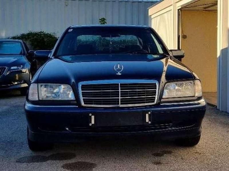 Gebraucht Mercedes C220 Elegance 125 PS (91 kW) 1998 Blau Limousine