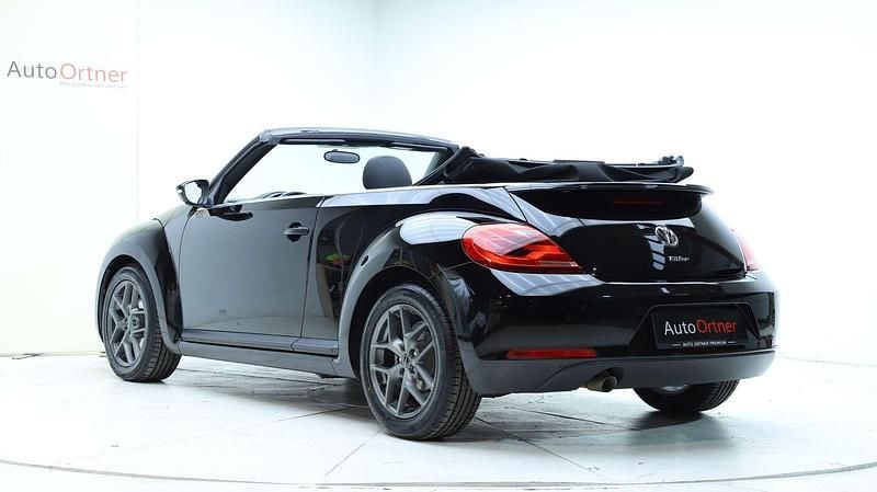 Gebraucht VW Beetle 105 PS (77 kW) 2016 Schwarz Cabrio