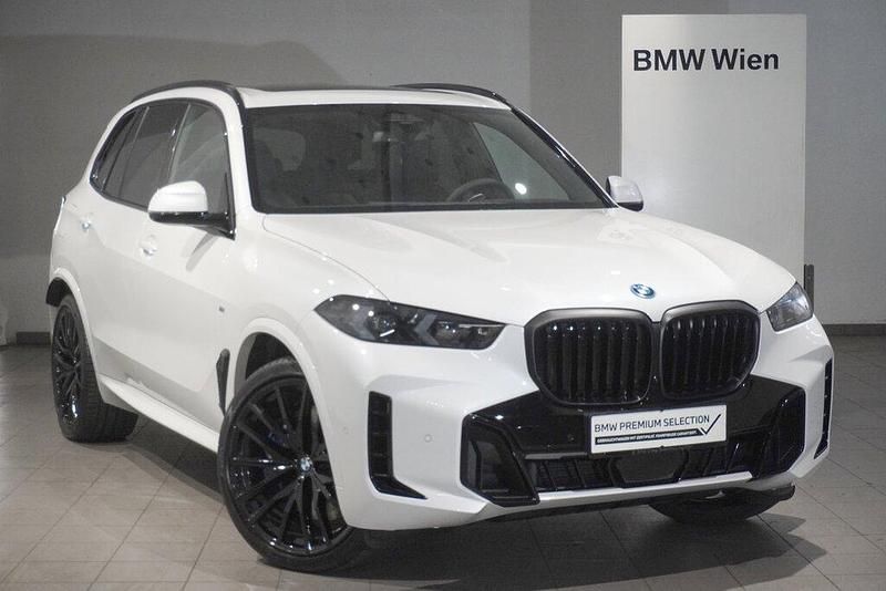 Mineralweiß Gebraucht 2025 BMW X5 Efficient Dynamics SUV | € 100.045 (Teuer) - Bild 1/1