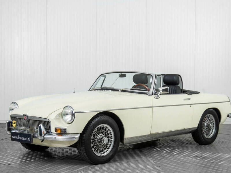 Weiß Gebraucht 1967 MG B Cabrio | € 16.900 - Bild 1/4
