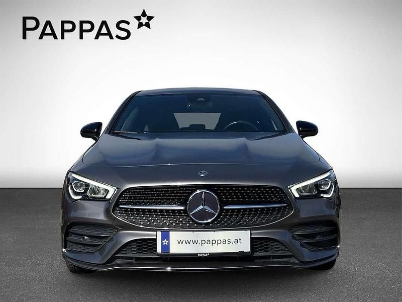 Gebraucht Mercedes CLA200 Shooting Brake 163 PS (119 kW) 2020 Mountaingrau metallic Kombi