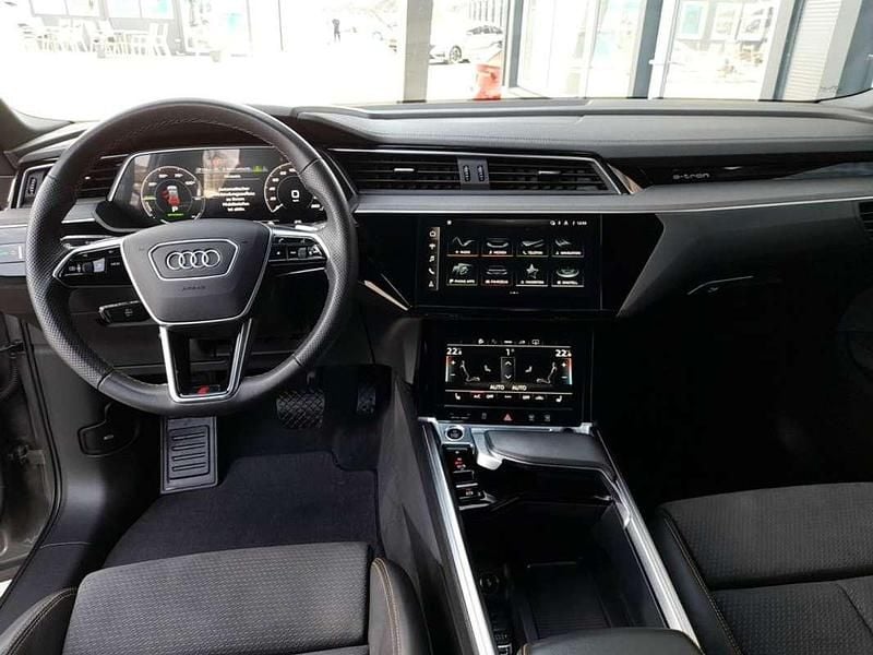 Gebraucht Audi e-tron Black Edition 300 kW (408 PS) 2022 Grau SUV