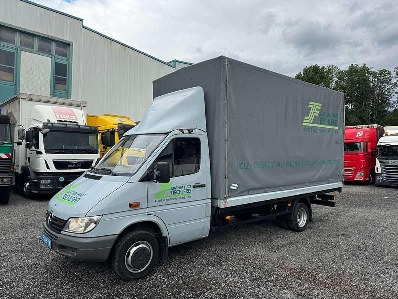 Grau Gebraucht 2002 Mercedes Sprinter Van | € 12.500 - Bild 1/4