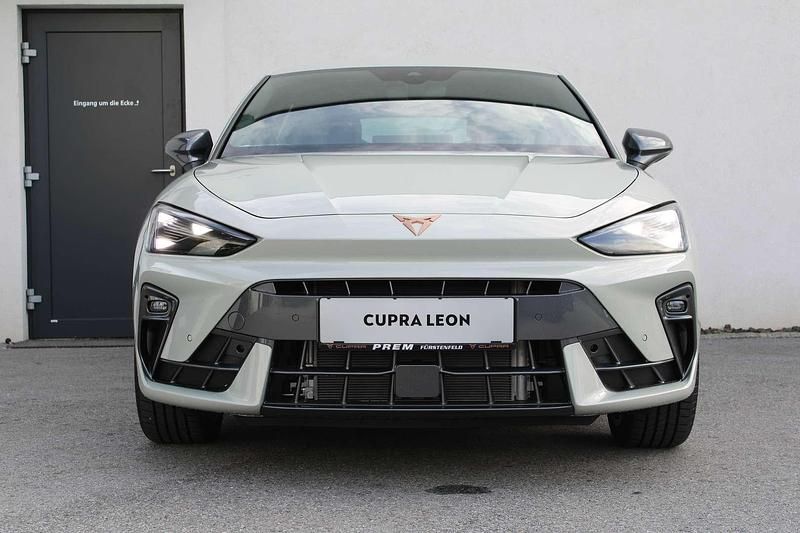 Grau Neu 2025 Cupra Leon Kleinwagen | € 30.380 (Fairer Preis) - Bild 1/4