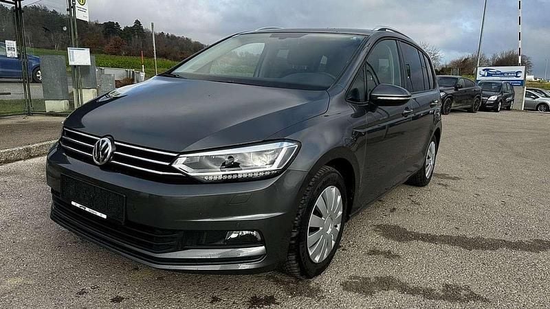 Grau Gebraucht 2017 VW Touran Comfortline Van / Kleinbus | € 13.590 (Fairer Preis) - Bild 1/4