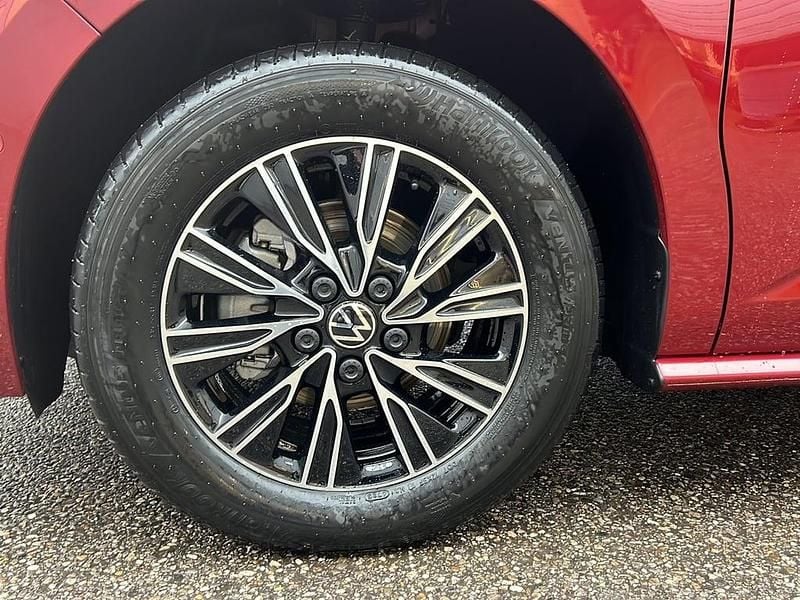 Gebraucht VW Multivan Business 150 PS (110 kW) 2026 Mittelrot  metallic Van