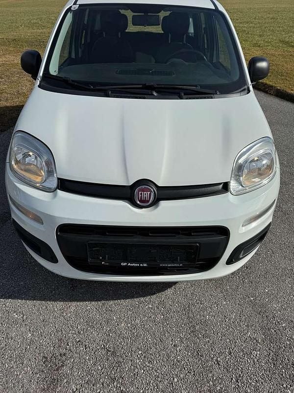 Gebraucht Fiat Panda 69 PS (50 kW) 2017 Weiß Kleinwagen