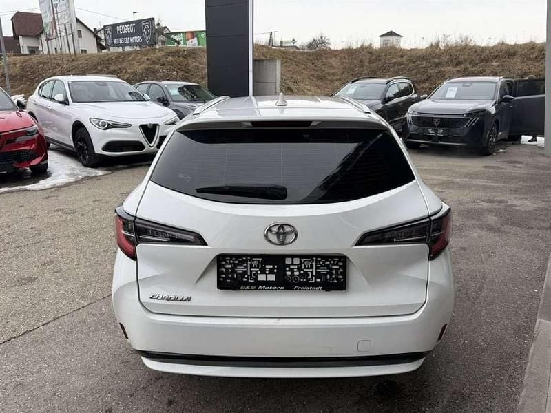 Gebraucht Toyota Corolla Active 116 PS (85 kW) 2019 Weiß Kombi