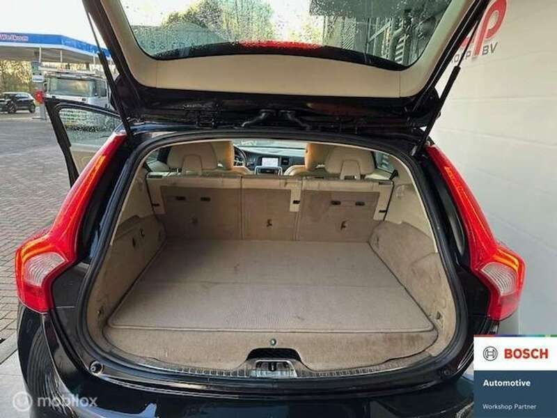 Gebraucht Volvo V60 Summum 215 PS (158 kW) 2013 Schwarz Kombi