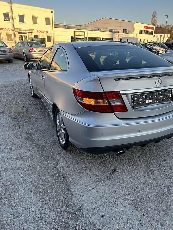 Gebraucht Mercedes CLC180 143 PS (105 kW) 2010 Kleinwagen