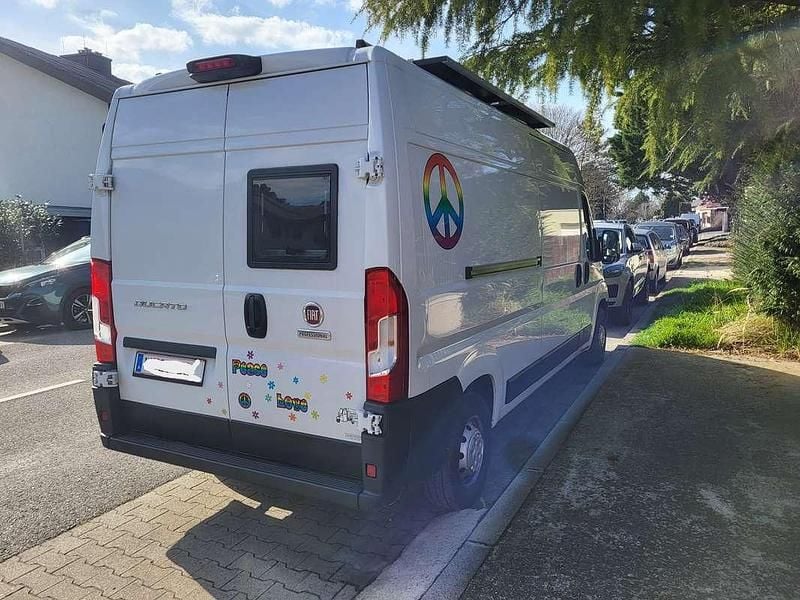 Gebraucht Fiat Ducato 131 PS (96 kW) 2018 Weiß Van