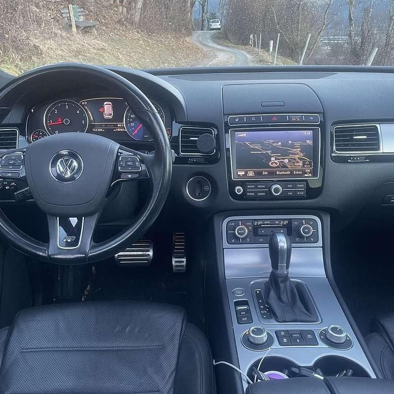 Gebraucht VW Touareg 262 PS (192 kW) 2015 SUV