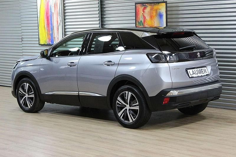 Gebraucht Peugeot 3008 Allure 131 PS (96 kW) 2024 Grau SUV