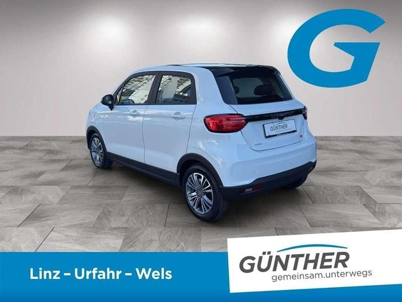 Neu Leapmotor T03 69 kW (95 PS) 2025 Grau Kleinwagen