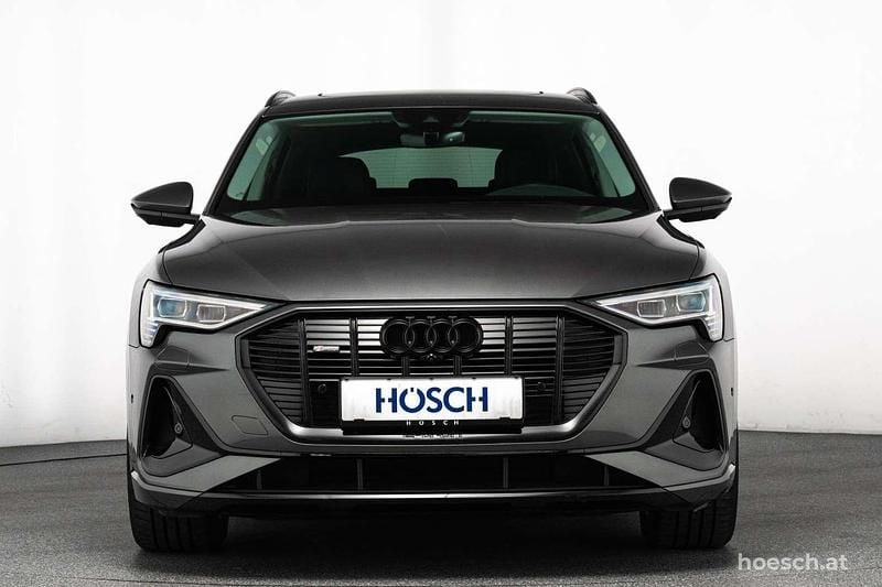 Gebraucht Audi e-tron S-Line 300 kW (408 PS) 2022 Grau SUV