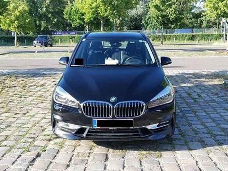 Schwarz Gebraucht 2020 BMW 220 Luxury Line Kombi | € 24.000 - Bild 1/4