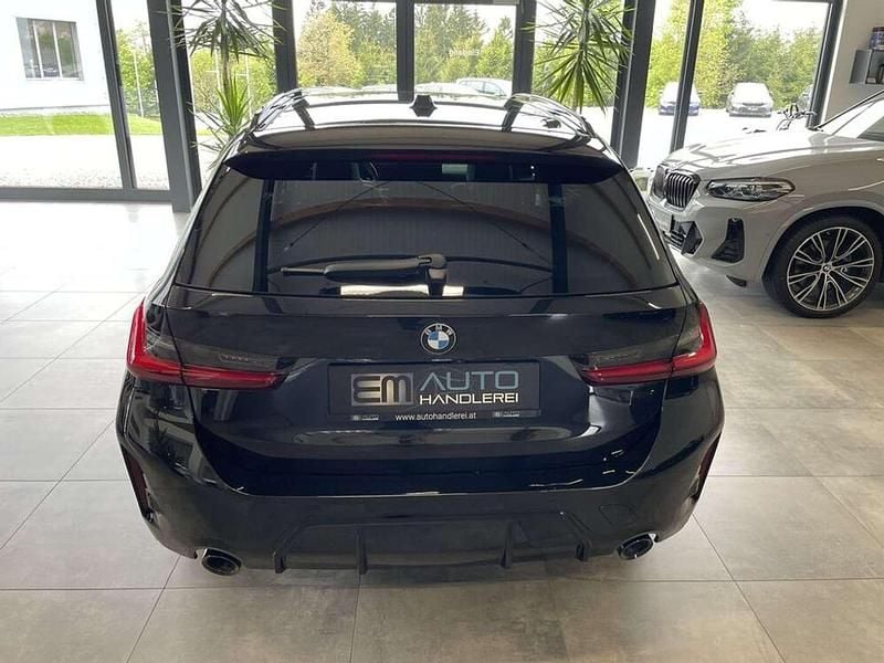 Gebraucht BMW 320 M Sport 190 PS (139 kW) 2023 Schwarz Kombi