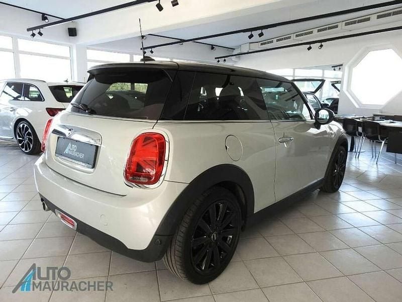Gebraucht Mini Cooper Sport 136 PS (100 kW) 2019 Silber Kleinwagen