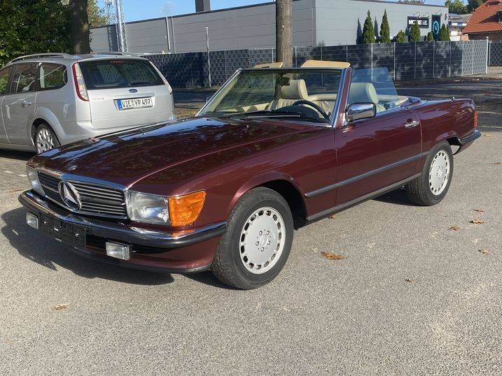 Gebraucht Mercedes 560 230 PS (169 kW) 1987 Rot Cabrio