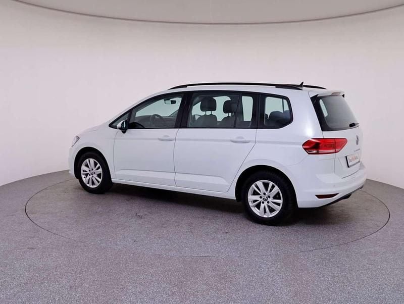 Gebraucht VW Touran Life 150 PS (110 kW) 2024 Weiss  normal Van / Kleinbus