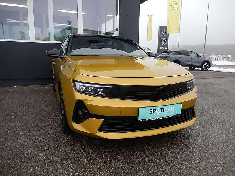 Gebraucht Opel Astra 136 PS (100 kW) 2025 Gelb Limousine