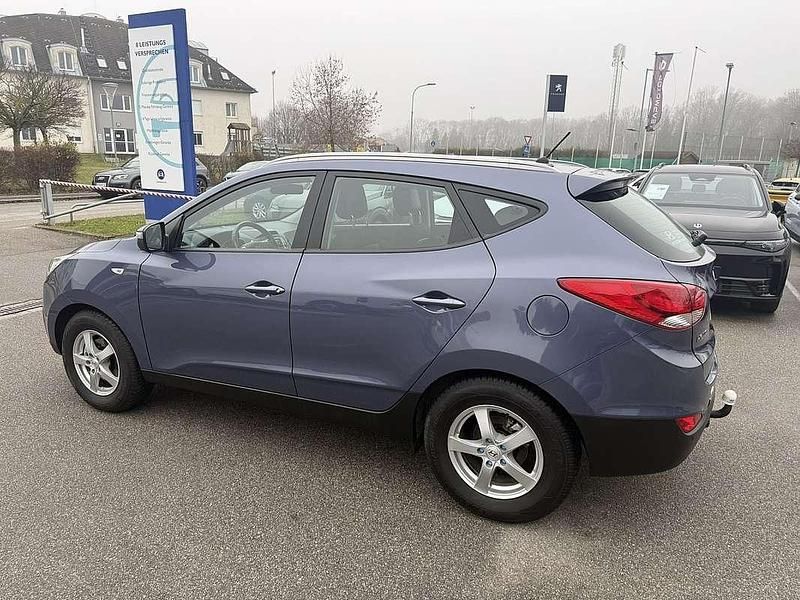 Gebraucht Hyundai ix35 Life 135 PS (99 kW) 2012 Blau SUV