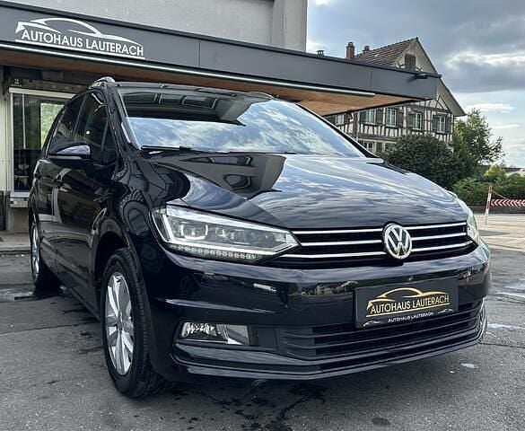 Gebraucht VW Touran Comfortline 116 PS (85 kW) 2017 Schwarz Van / Kleinbus