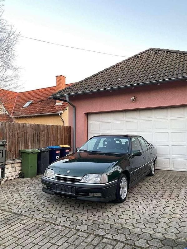 Gebraucht 1992 Opel Omega Limousine | € 9.900 - Bild 1/4