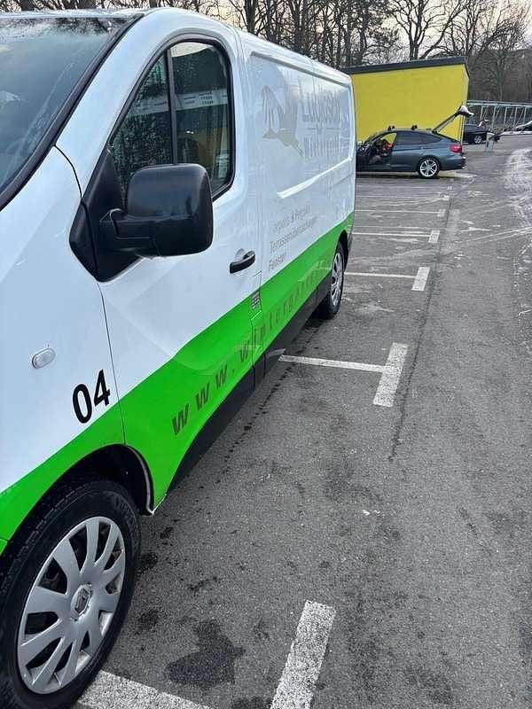 Gebraucht Renault Trafic 114 PS (83 kW) 2014 Van / Kleinbus