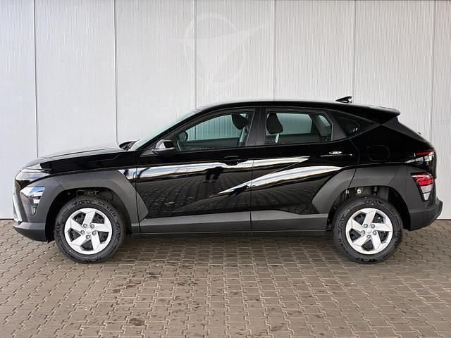 Neu Hyundai Kona 101 PS (74 kW) 2025 Schwarz sonderlackierung SUV