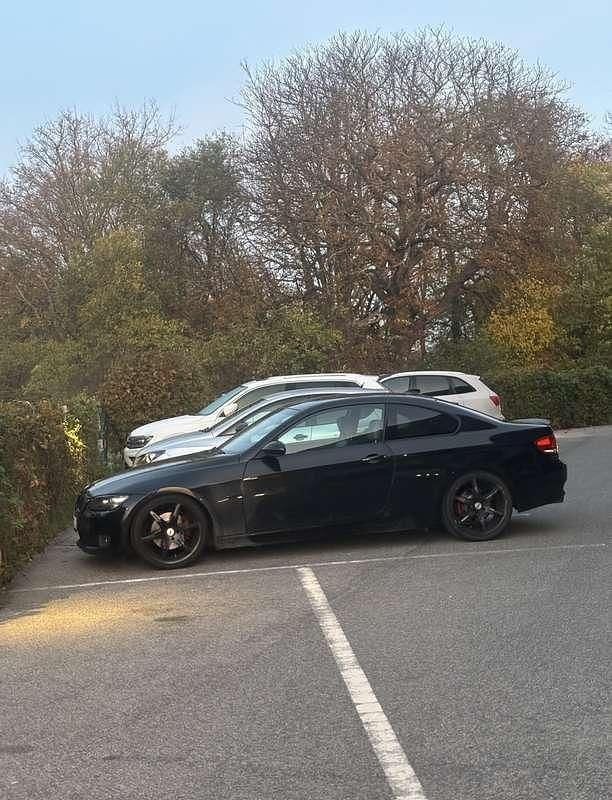 Gebraucht BMW 320 177 PS (130 kW) 2008 Coupé