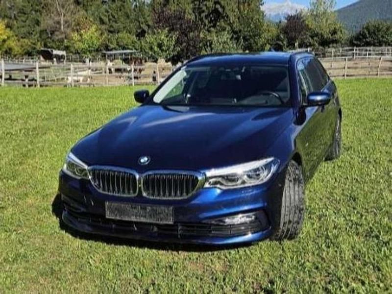 Gebraucht BMW 520 190 PS (139 kW) 2018 Blau Kombi