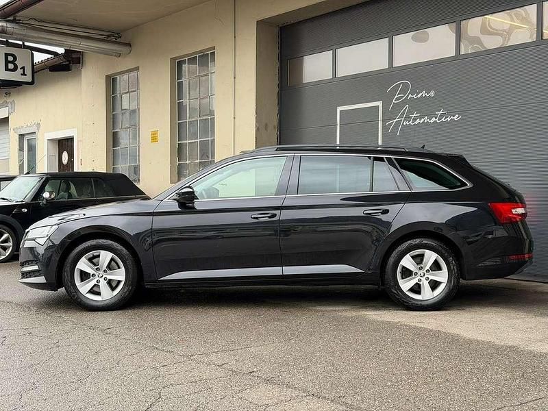 Gebraucht Skoda Superb Ambition 122 PS (89 kW) 2021 Schwarz Kombi