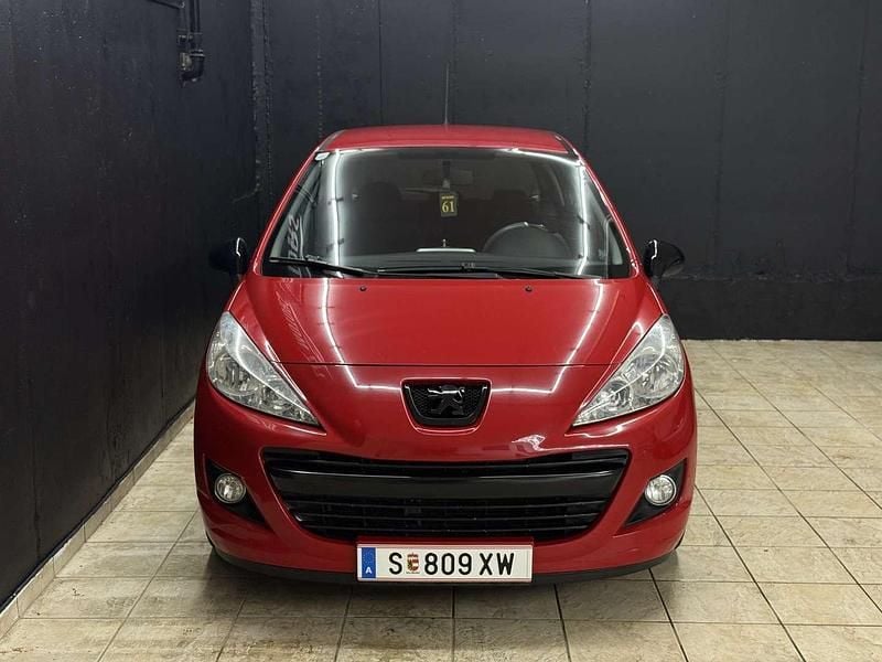 Gebraucht Peugeot 207 73 PS (53 kW) 2010 Rot Kleinwagen