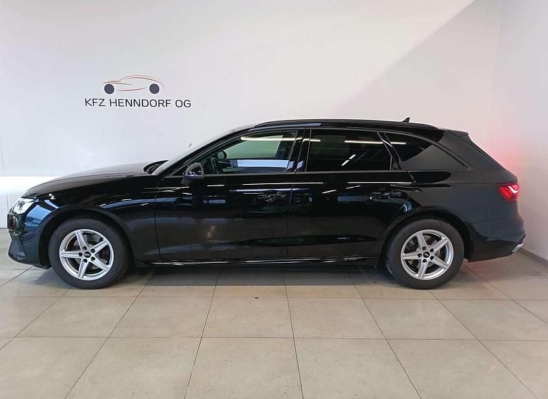 Gebraucht Audi A4 Ambiente 163 PS (119 kW) 2022 Schwarz Kombi