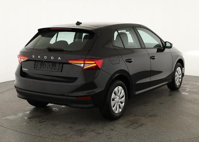 Neu Skoda Fabia Selection 95 PS (69 kW) 2025 Schwarz Kleinwagen