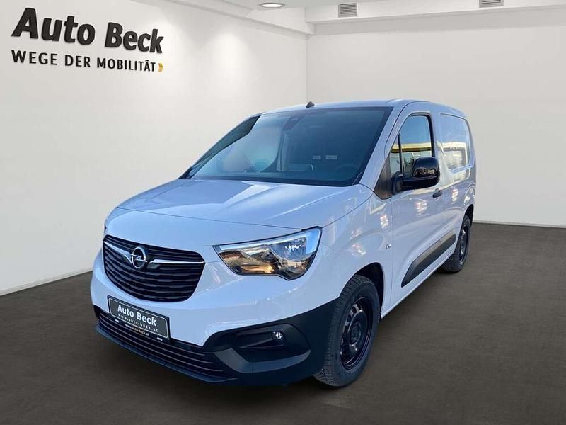 Weiß Gebraucht 2023 Opel Combo S Van / Kleinbus | € 21.990 (Fairer Preis) - Bild 1/4