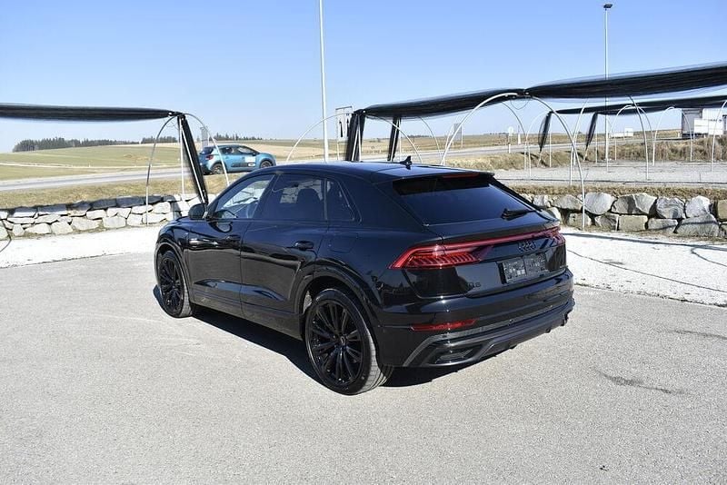 Gebraucht Audi Q8 S-Line 462 PS (339 kW) 2023 SUV