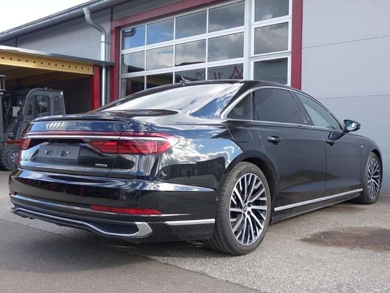 Gebraucht Audi A8L Ambiente 340 PS (250 kW) 2024 Mythosschwarz metallic Limousine