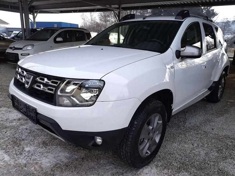 Weiß Gebraucht 2014 Dacia Duster SUV | € 10.990 (Superpreis) - Bild 1/4