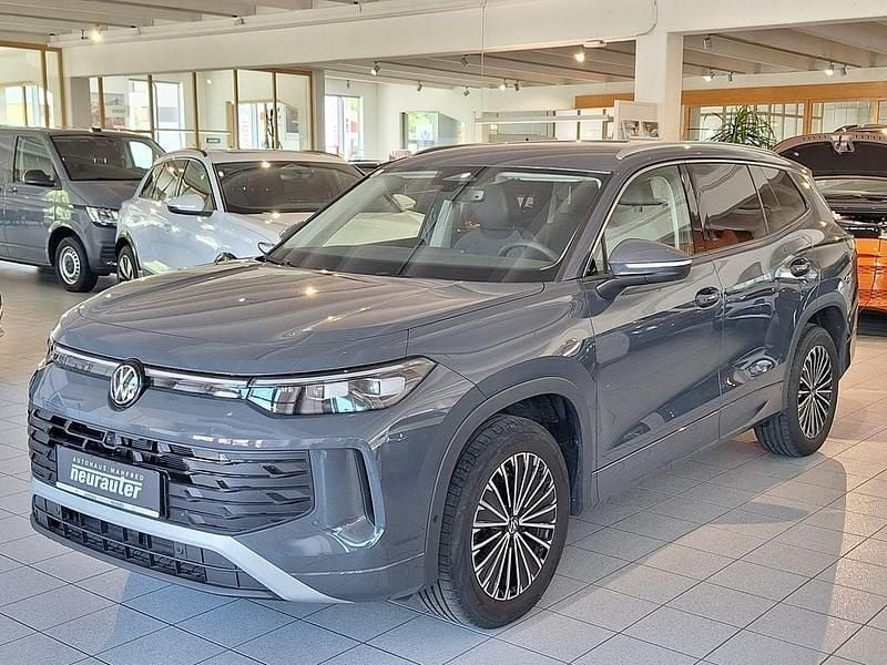 Mittelgrau metallic Gebraucht 2025 VW Tayron SUV | € 54.990 (Superpreis) - Bild 1/4