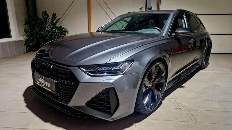 Grau Gebraucht 2020 Audi RS6 Ambiente Kombi | € 99.800 - Bild 1/4